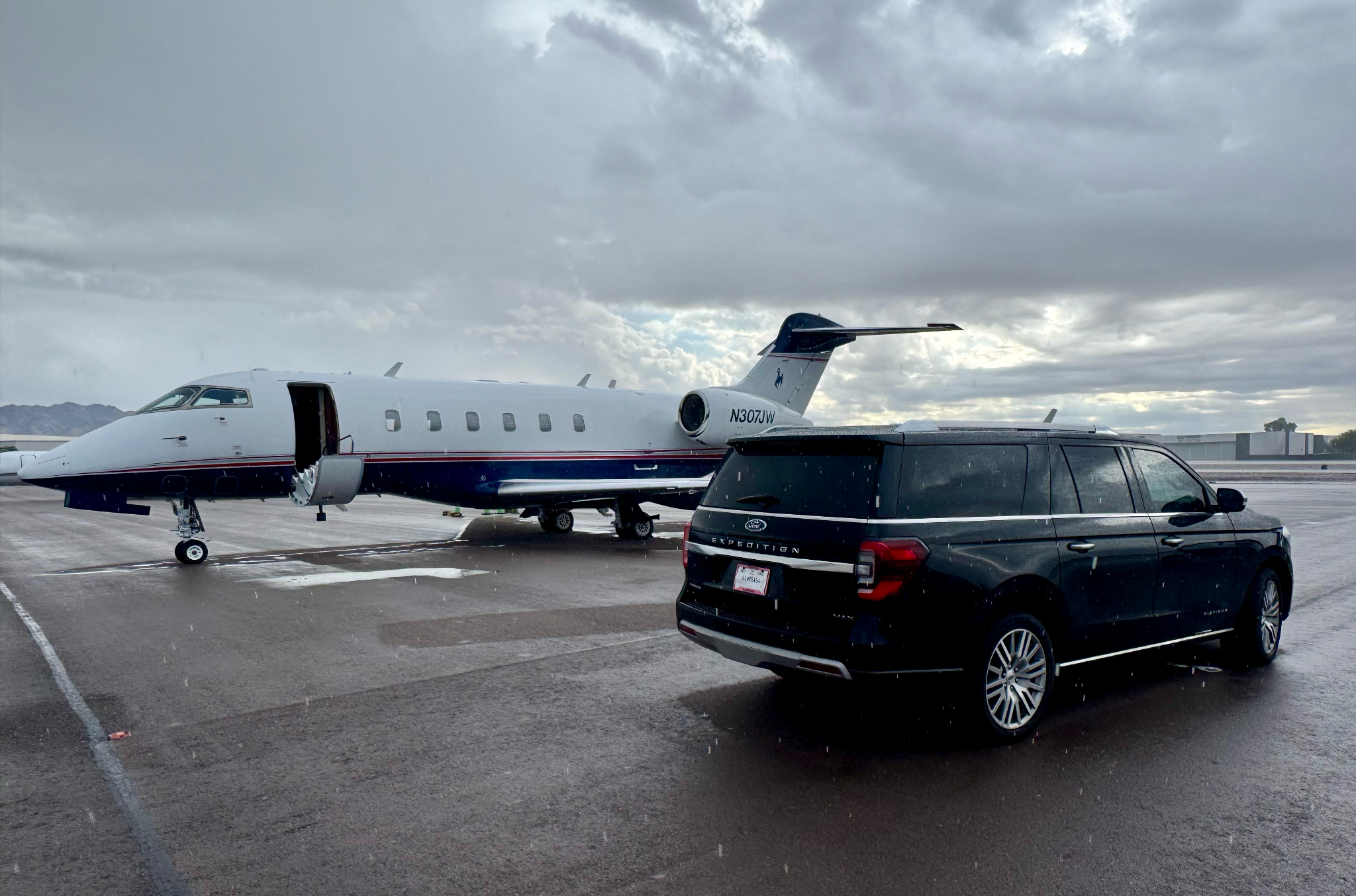 Premium Black SUV Fleet